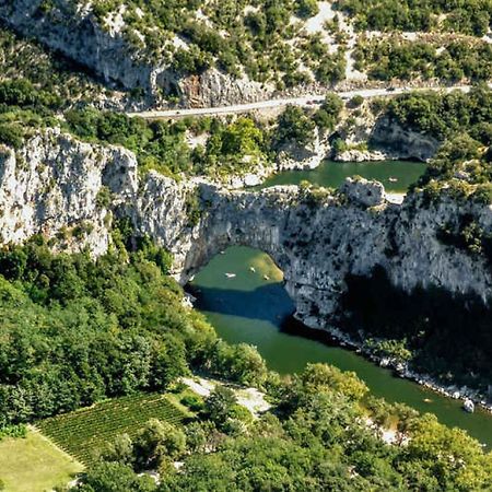 2 Chambres Evasion Ardechoise Villeneuve-de-Berg Dış mekan fotoğraf